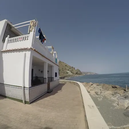 Seafront Homes * Castillo de Banos