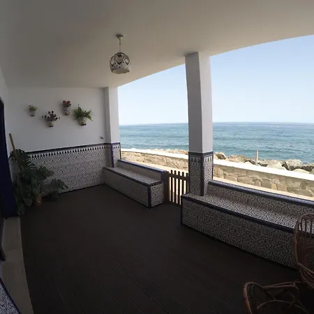 Seafront Homes アパート