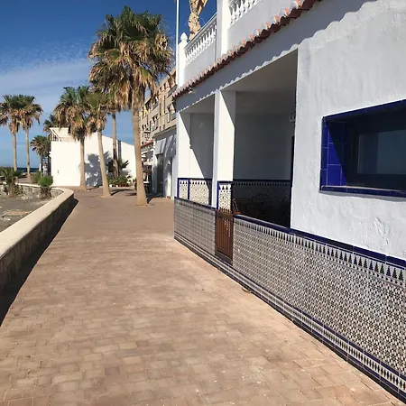 Seafront Homes Apartment *